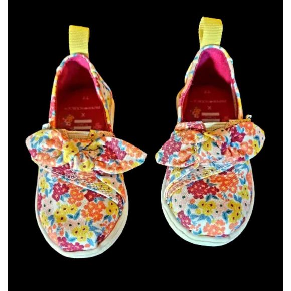 TOMS/Paper Source ~ Toddler ~ Limited Edition~ Ditsy Floral Size 7 ~ Like New - Picture 2 of 9